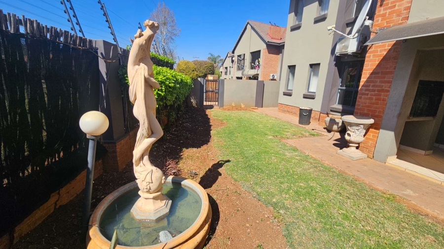 3 Bedroom Property for Sale in Melodie North West